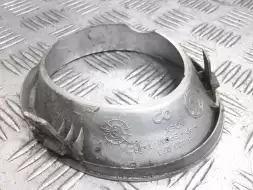 Рамка фары противотуманной левой