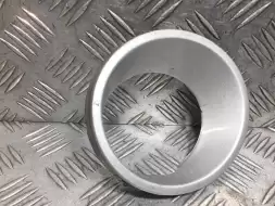 Рамка фары противотуманной левой