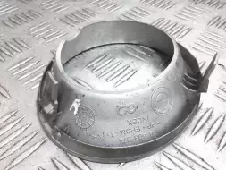 Рамка фары противотуманной правой