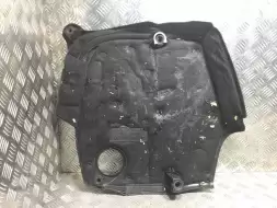 Декоративная крышка двигателя