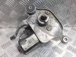 Щеткодержатель задний