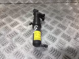 Форсунка омывателя фар