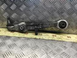 Рычаг передний левый