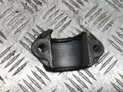 Крепление втулки стабилизатора