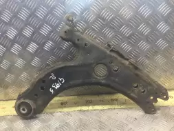 Рычаг передний левый