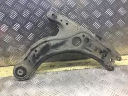 Рычаг передний левый