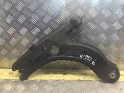 Рычаг передний левый