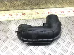 Патрубок воздушного фильтра