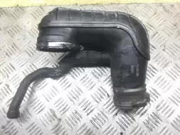 Патрубок воздушного фильтра