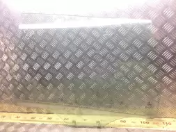 Стекло двери задней левой