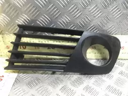 Рамка фары противотуманной левой