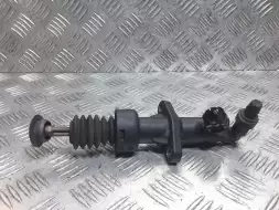 Цилиндр сцепления рабочий