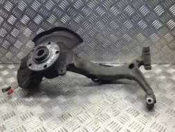 Ступица передняя левая