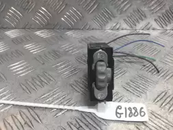 Кнопка корректора фар