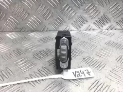 Кнопка корректора фар