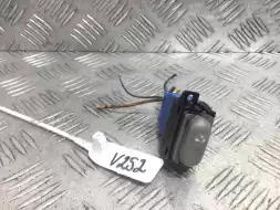 Кнопка стеклоподъемника