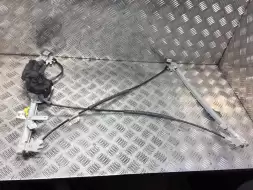 Стеклоподъемник электрический передний левый