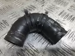 Патрубок вентиляции картера