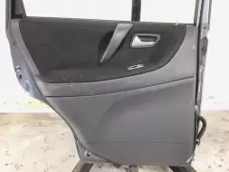 Дверь задняя левая