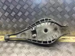 Рычаг задний