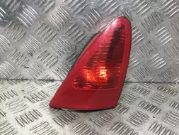 Фонарь крышки багажника левый