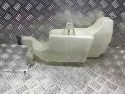 Бачок омывателя