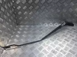 Щеткодержатель (поводок стеклоочистителя, дворник)