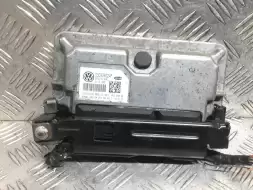 Блок управления двигателем