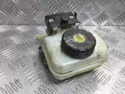 Бачок тормозной жидкости