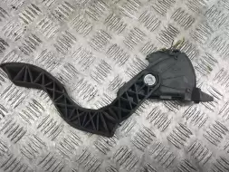 Педаль газа