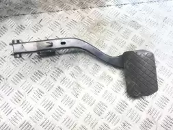 Педаль тормоза