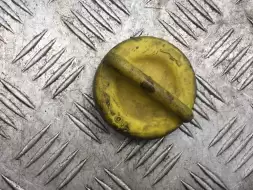 Крышка маслозаливная
