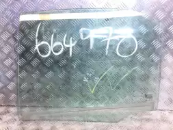 Стекло двери задней левой