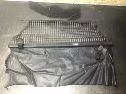 Шторка багажника