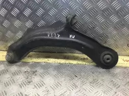 Рычаг передний правый