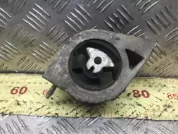 Подушка крепления двигателя