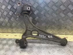 Рычаг передний правый