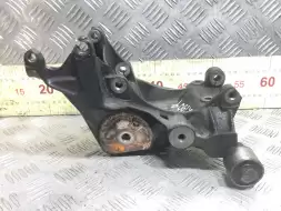 Кронштейн генератора