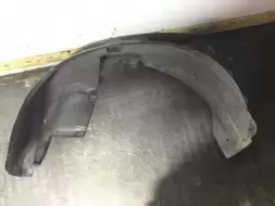 Защита арок передняя левая (подкрылок)