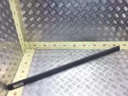 Молдинг двери передней левой