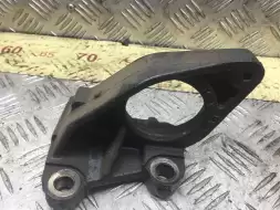 Кронштейн полуоси