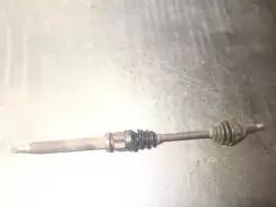 Полуось передняя правая (приводной вал, ШРУС)