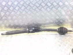 Полуось передняя правая (приводной вал, ШРУС)