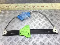Стеклоподъемник электрический задний левый