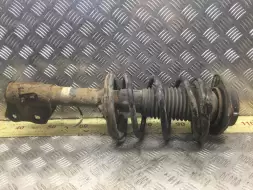 Стойка передняя правая