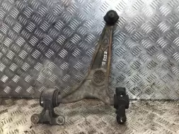 Рычаг передний левый