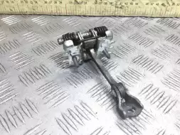 Ограничитель открывания двери передней