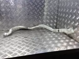 Горловина бачка омывателя