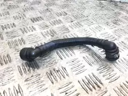 Патрубок вентиляции картера