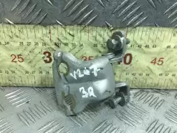 Петля двери задней левой